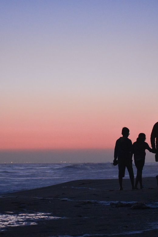 What makes Tamariu great for families?