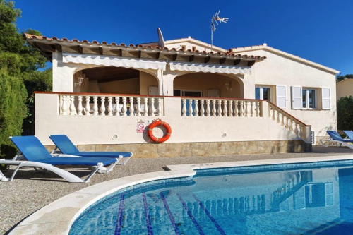 Villa Pascua, Son Bou