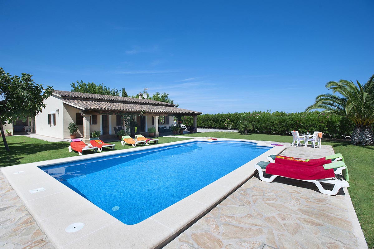 Villa Burgues, Alcudia