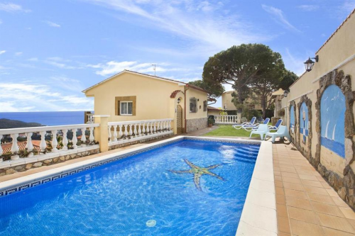 Villa Cruz, Lloret de mar